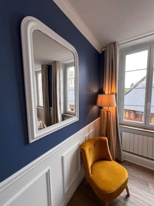 Appartement Richard Merrill 2 Personnes En Plein Centre Sainte-Mère-Église Εξωτερικό φωτογραφία